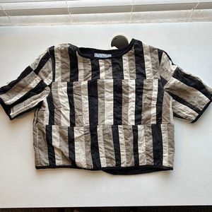 Boxy cropped Tonle top